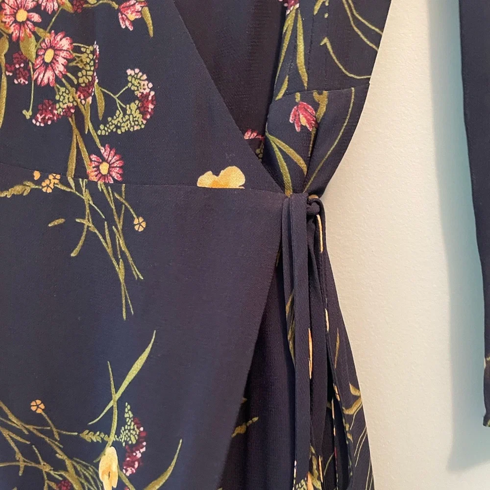 Reformation Melba Dress in Mademoiselle XS - Picture 6 of 8